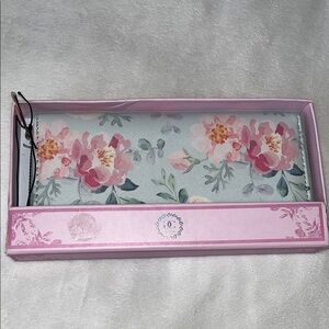 Floral Wallet with Pink and Green Design